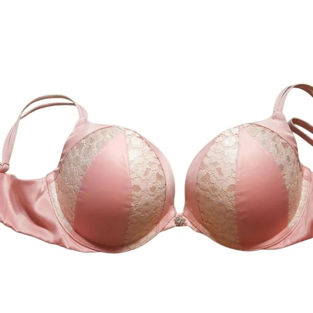 Victoria's Secret Very Sexy pushup bra